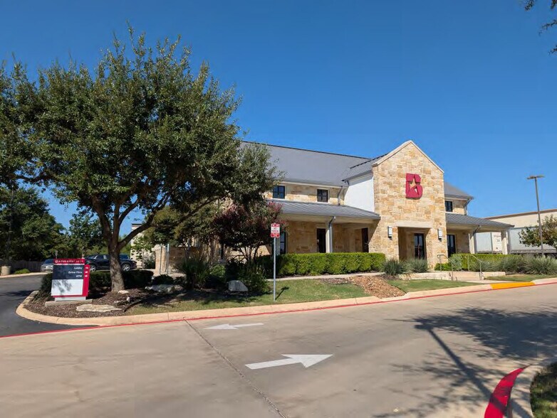 Primary Photo Of 16767 Huebner Rd, San Antonio Bank For Sale