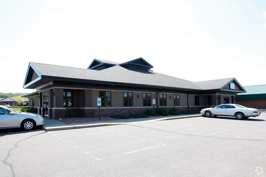 Primary Photo Of 4257 Southtowne Dr, Eau Claire Office For Lease