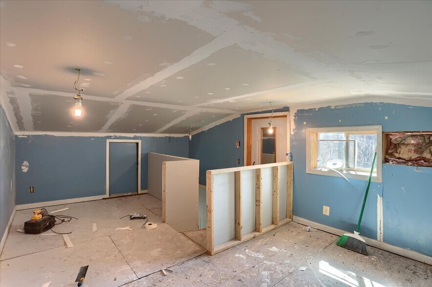 More Photos Of 3557 Baltimore Pike, Littlestown Specialty For Sale