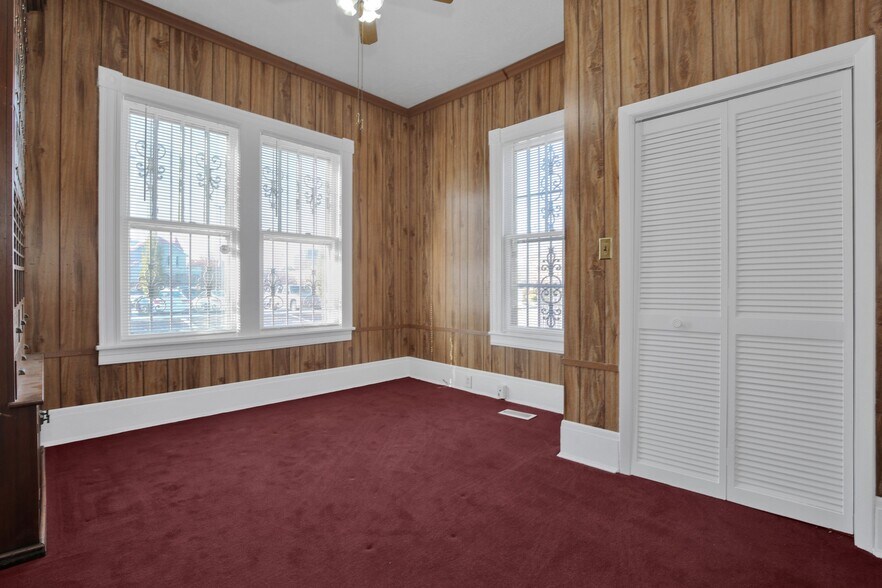 More Photos Of 115 S Cool Spring St, Fayetteville Office For Lease