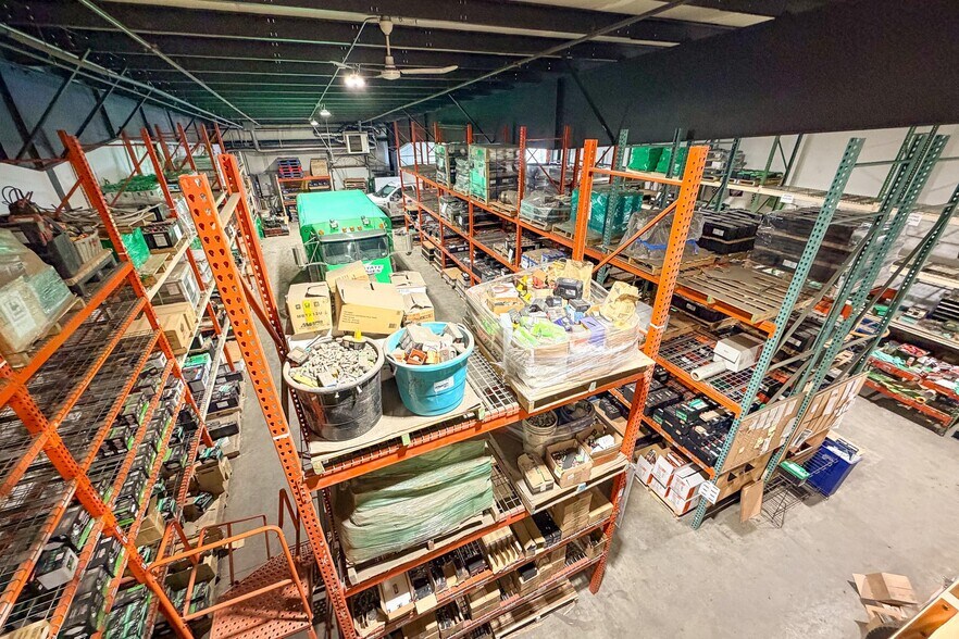 More Photos Of 1298 S Brownell Rd, Williston Storefront For Sale