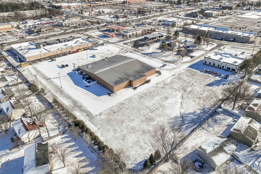 More Photos Of 177 Frontier Park Dr, O'Fallon Bowling Alley For Sale