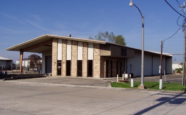 Primary Photo Of 1904 Engineers Rd, Belle Chasse Warehouse For Lease