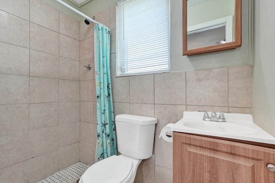 More Photos Of , Moore Haven Multifamily For Sale