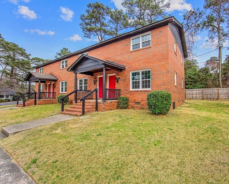More Photos Of 812-830 Pilot Ave, Fayetteville Multifamily For Sale
