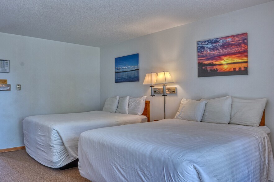 More Photos Of 8534 N Deerfoot Rd, Hayward Hotel For Sale