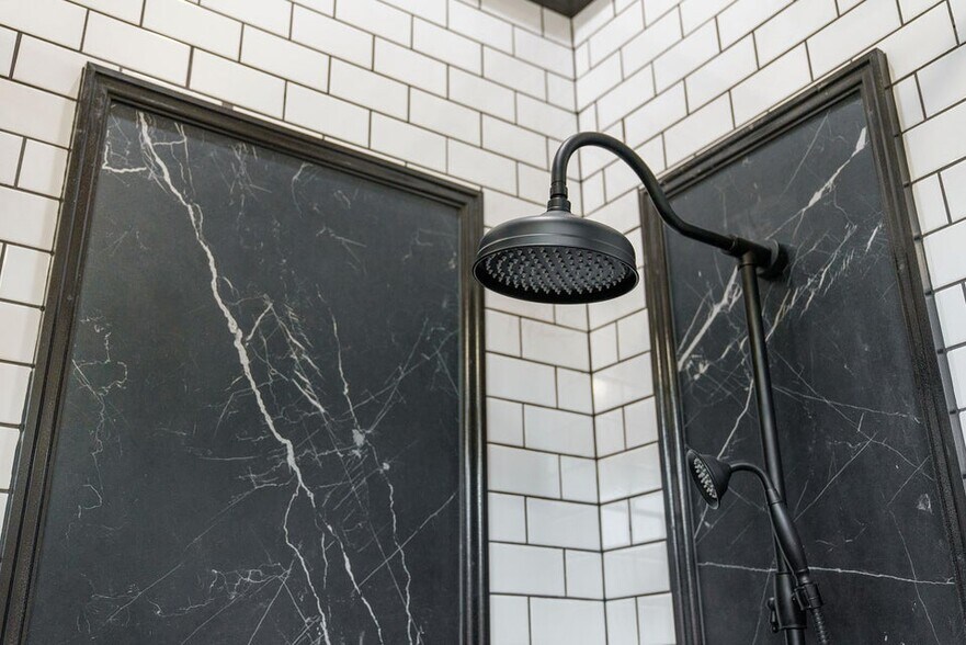 More Photos Of 43 W Markison Ave, Columbus Apartments For Sale