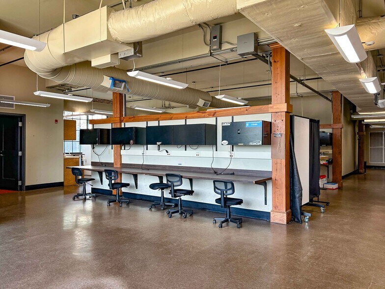 More Photos Of 3300 Gravier St, New Orleans Medical For Lease