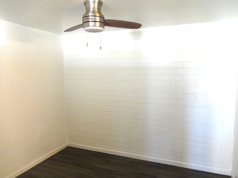 More Photos Of 5220-5240 E Bellevue St, Tucson Apartments For Sale