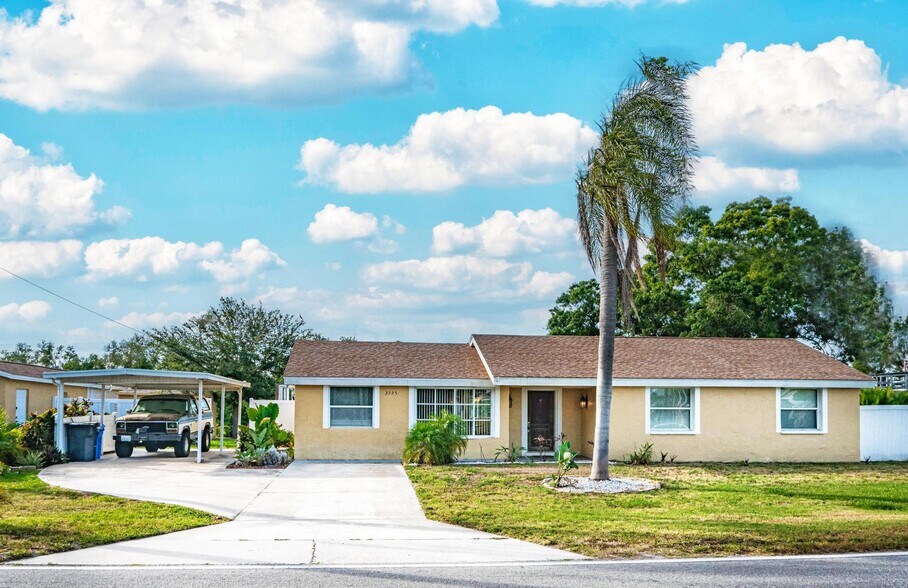 More Photos Of 3225 W Shell Point Rd, Ruskin Apartments For Sale