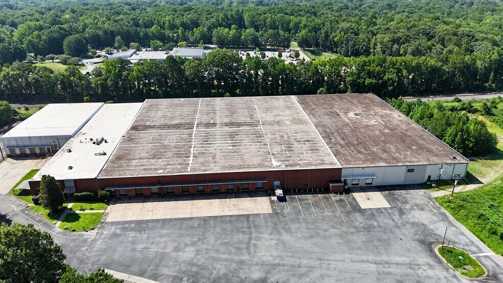 More Photos Of 5710 Old Concord Rd, Charlotte Manufacturing For Lease