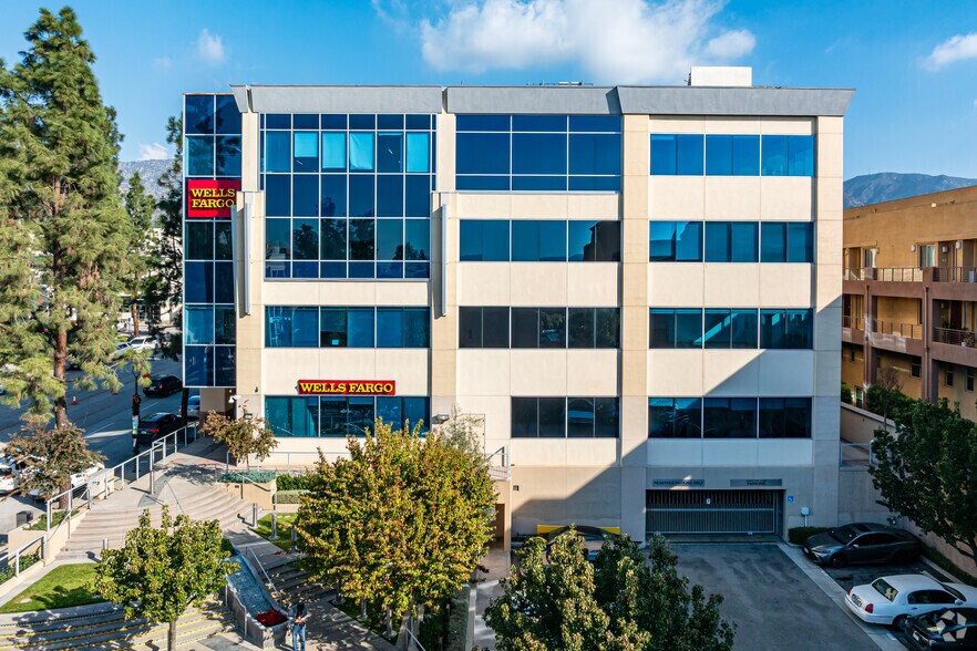 More Photos Of 250 E Olive Ave, Burbank Loft Creative Space For Sale