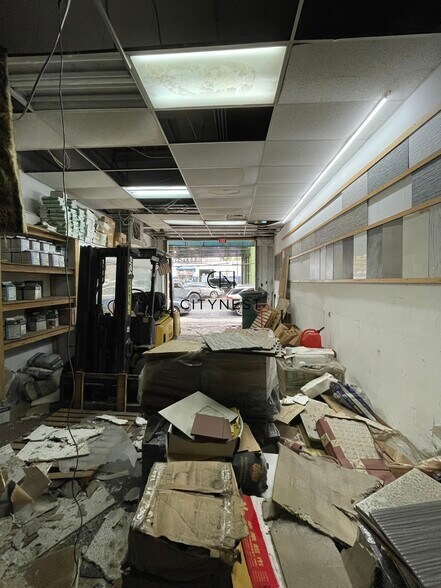 More Photos Of 5410 3rd Ave, Brooklyn Auto Repair For Lease