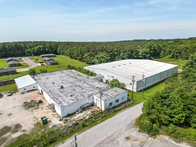 More Photos Of 105-205 Silo Ln, Lavonia Manufacturing For Sale