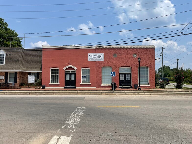 More Photos Of 105 W. Main Street, Marshallville Restaurant For Sale