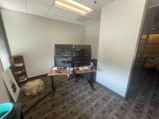 More Photos Of 2700 Barton Creek Blvd, Austin Unknown For Lease