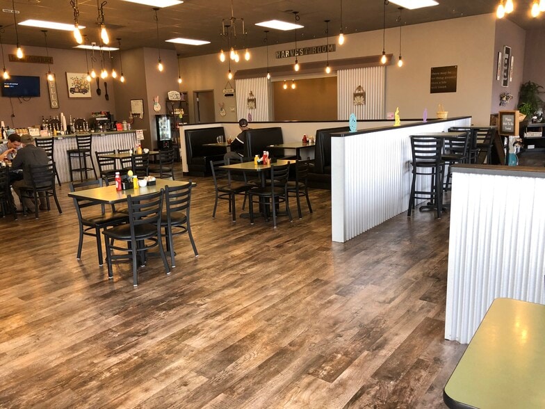 More Photos Of 2726 11th St, Niles Unknown For Lease