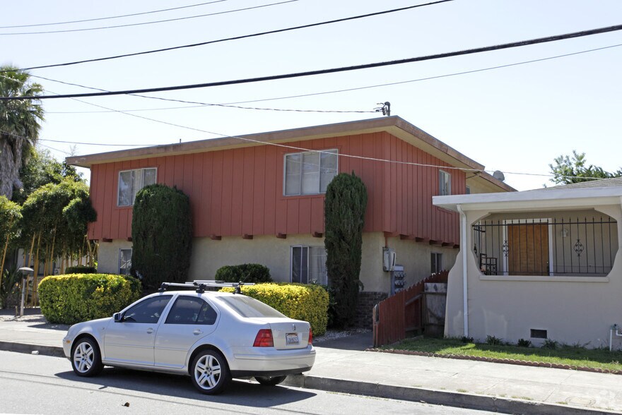 More Photos Of 145 Chumalia St, San Leandro Apartments For Sale
