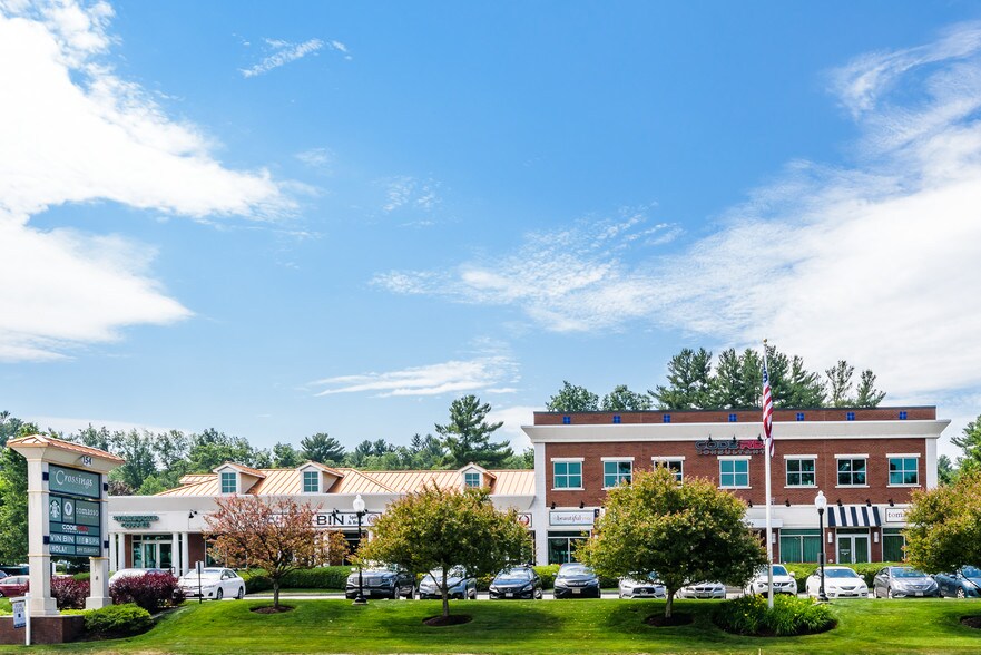 More Photos Of 154 Turnpike Rd, Southborough Storefront Retail Office For Lease