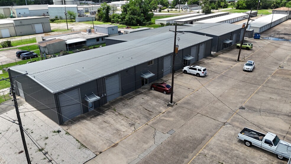 More Photos Of 51-89 Sawyer St, Beaumont Flex For Sale