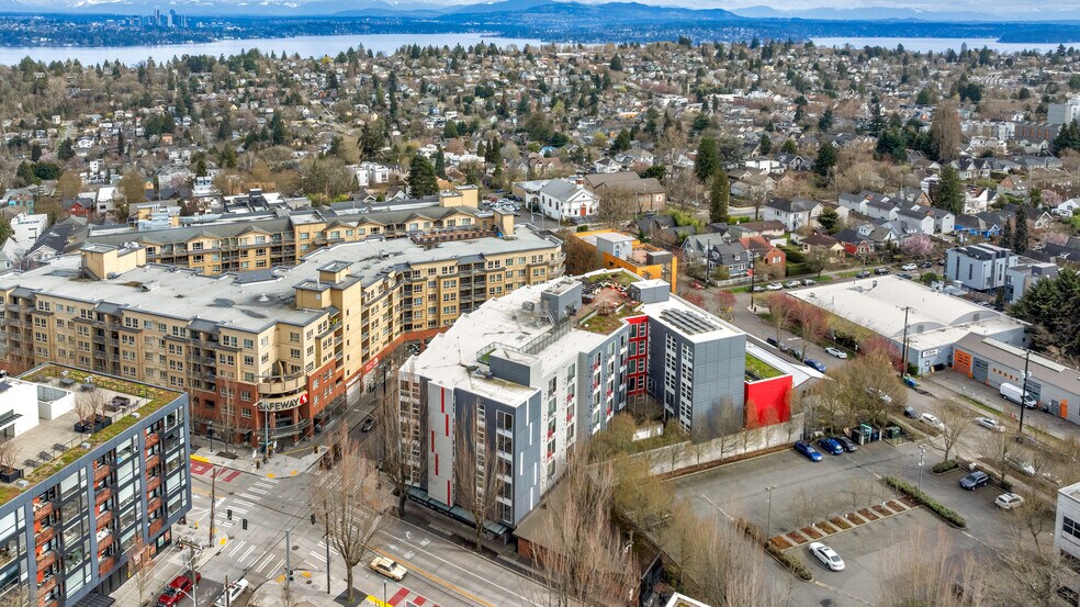 More Photos Of 2037 E Madison St, Seattle Storefront Retail Office For Sale
