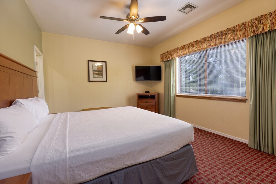 More Photos Of 5829 Buck Springs Rd, Pinetop Hotel For Sale