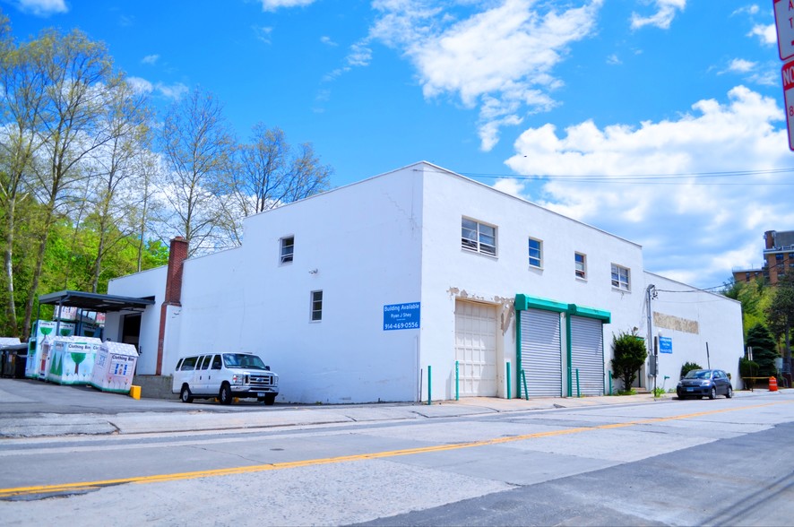 Primary Photo Of 201 Ferris Ave, White Plains Warehouse For Lease