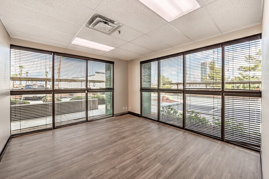 More Photos Of 4270 S Decatur Blvd, Las Vegas Unknown For Lease