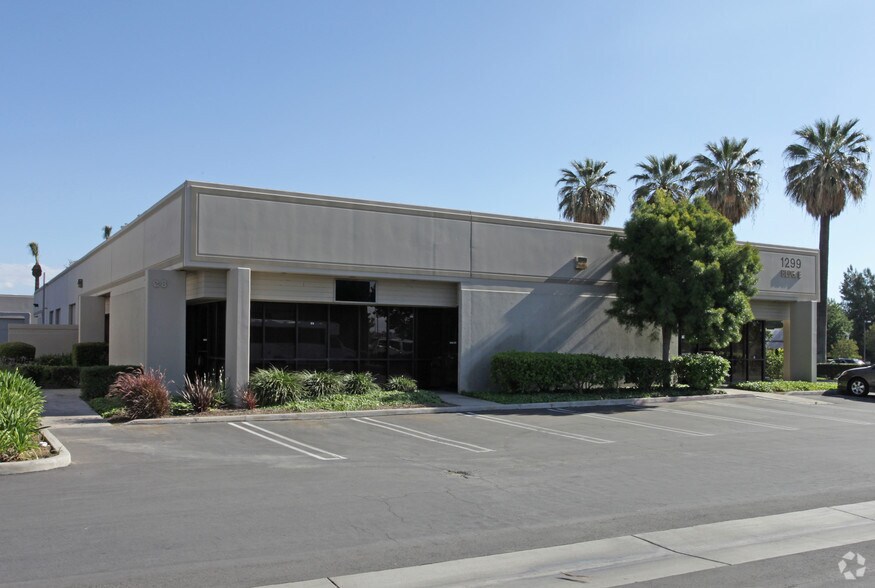 More Photos Of 1285 Columbia Ave, Riverside Unknown For Lease