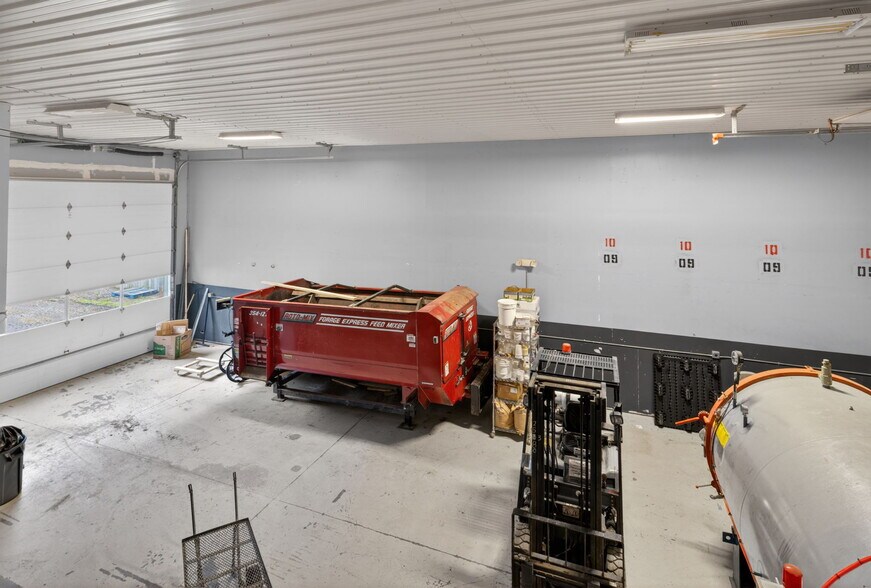 More Photos Of 8 State Route 31, Jordan Storefront Retail Office For Sale