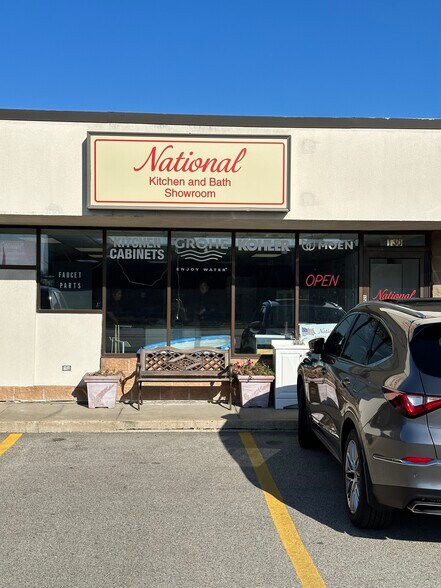 Primary Photo Of 116-134 Peterson Rd, Libertyville Unknown For Lease