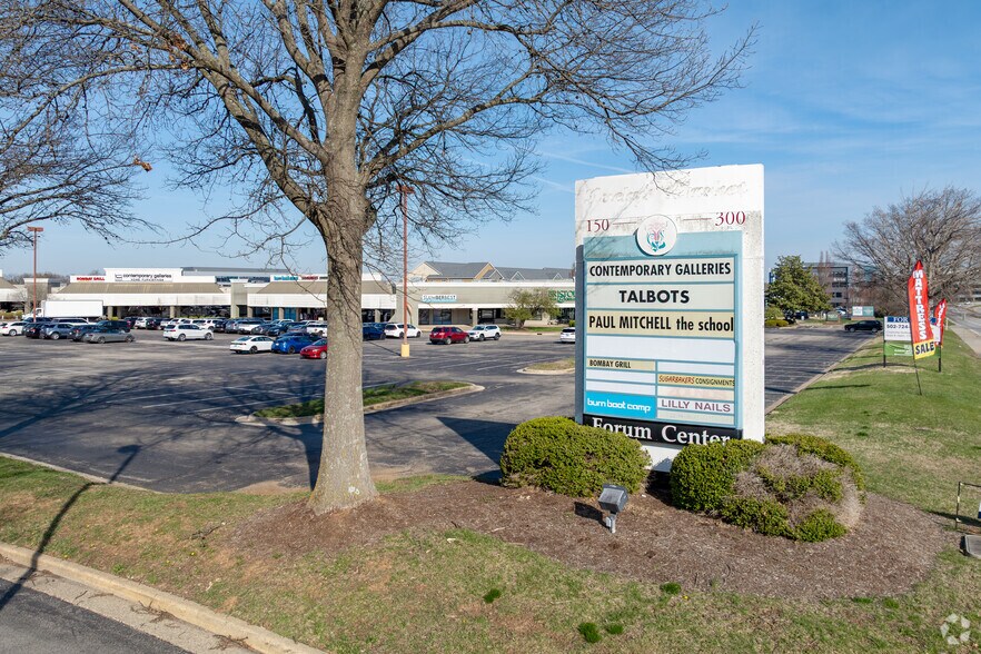 More Photos Of 150-300 N Hurstbourne Pky, Louisville General Retail For Sale