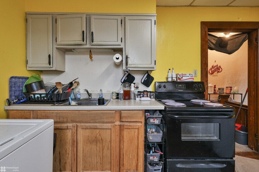 More Photos Of 301 E Bertsch St, Lansford Apartments For Sale