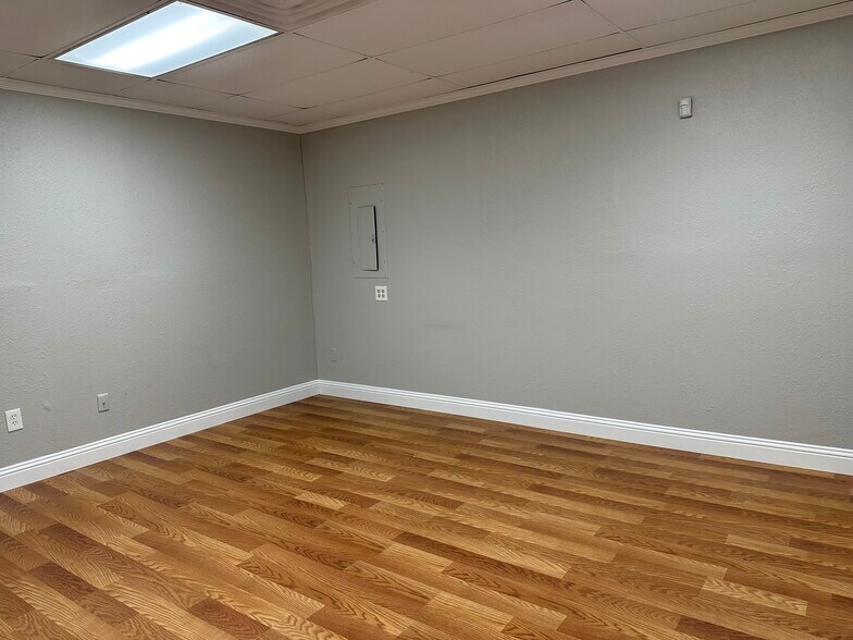 More Photos Of 1103 Keller Pky, Keller Light Distribution For Lease