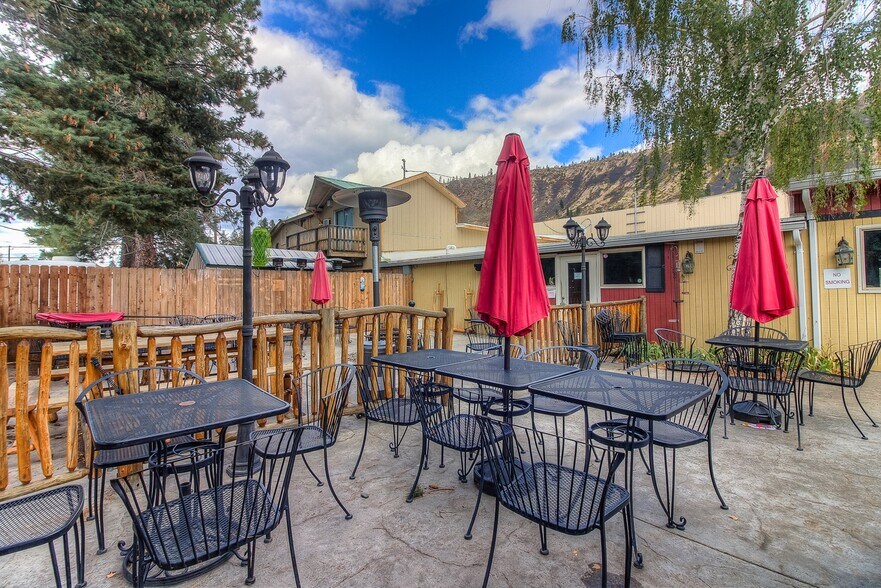 More Photos Of 8590 WA-410, Naches Convenience Store For Sale