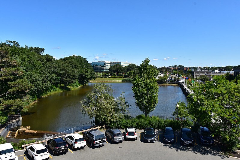 More Photos Of 900 Cummings Ctr, Beverly Medical For Lease