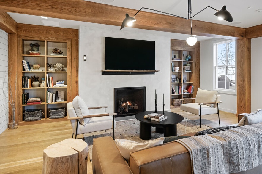 More Photos Of 102 Heights Rd, Darien Apartments For Lease