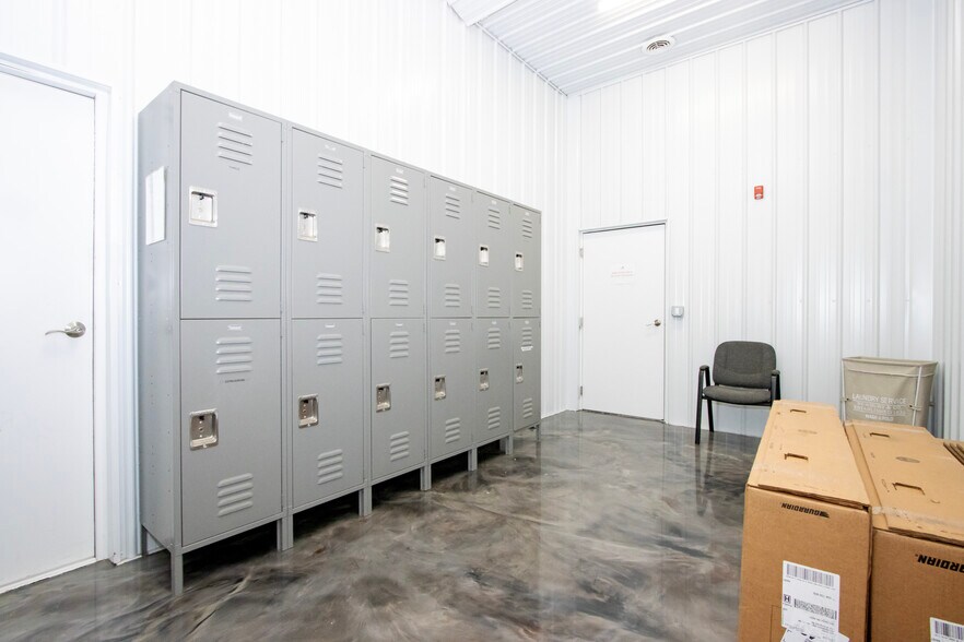 More Photos Of 7706B Congress Rd, West Salem Food Processing For Lease