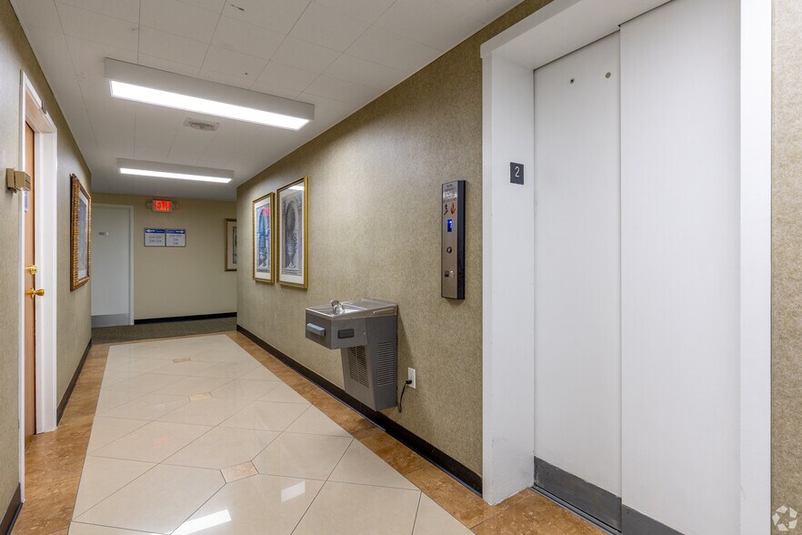 More Photos Of 1350 Orange Ave, Winter Park Office For Lease