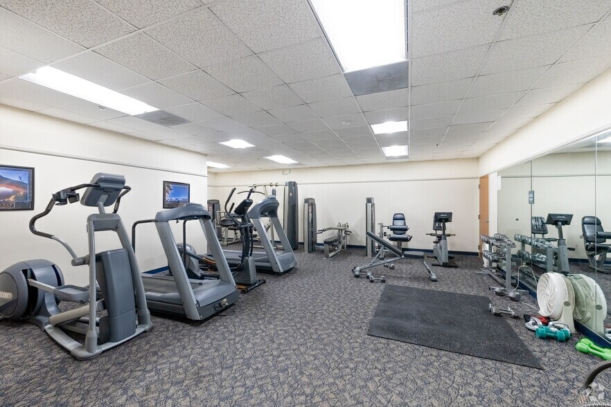 More Photos Of 7501 Boulder View Dr, North Chesterfield Unknown For Lease