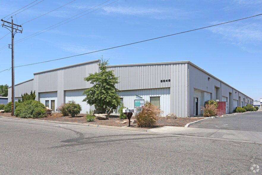 Primary Photo Of 5646 W Barstow Ave, Fresno Warehouse For Lease