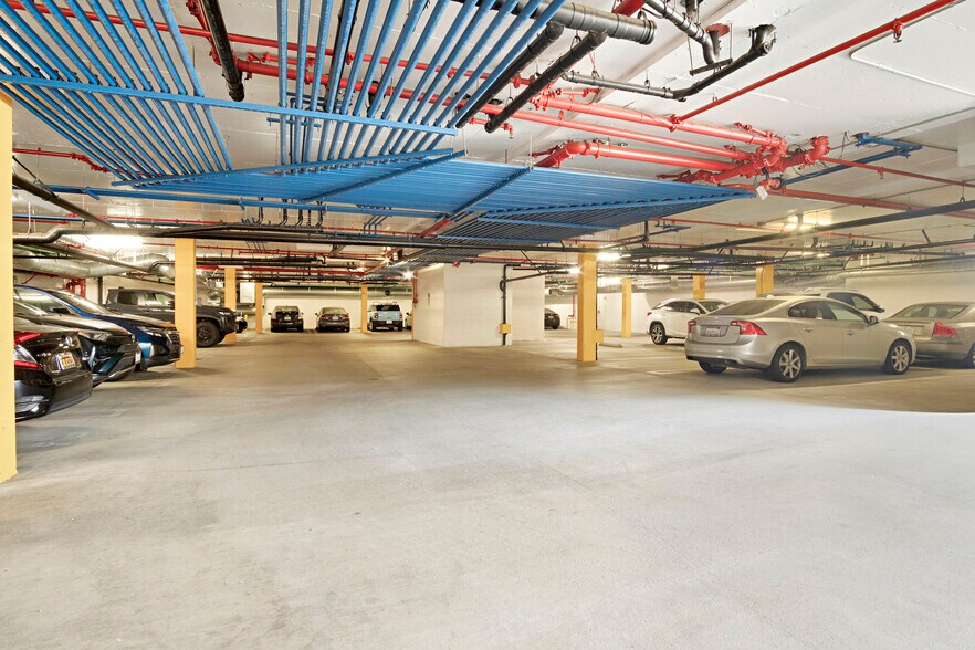 More Photos Of 10455 Magnolia Blvd, North Hollywood Apartments For Sale