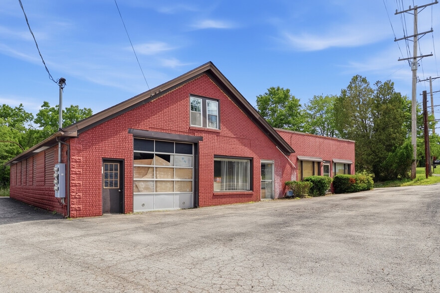 More Photos Of 3762 Saxonburg Blvd, Cheswick Auto Repair For Sale