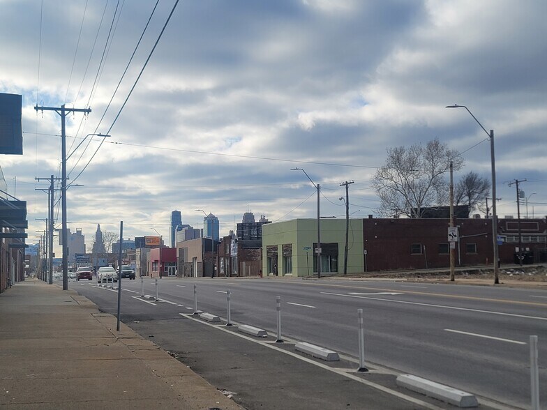 More Photos Of 2522 E Truman Rd, Kansas City Storefront For Lease