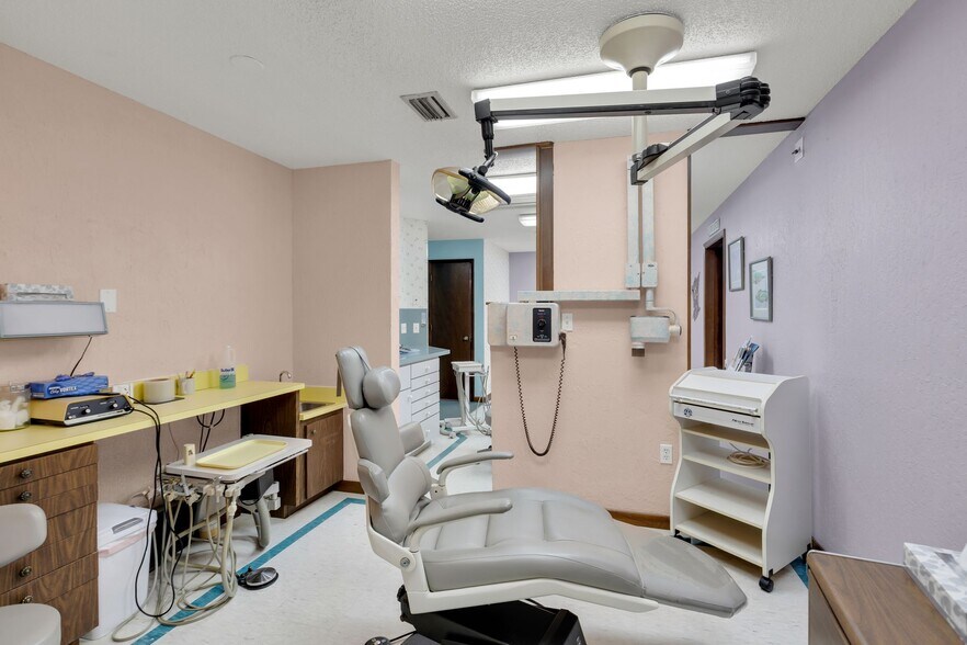 More Photos Of 150 N Banana River Dr, Merritt Island Healthcare For Lease