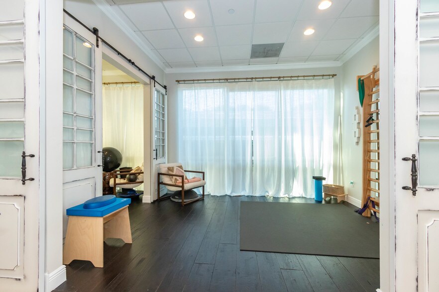 More Photos Of 2701 Boca Raton Blvd, Boca Raton Office For Lease