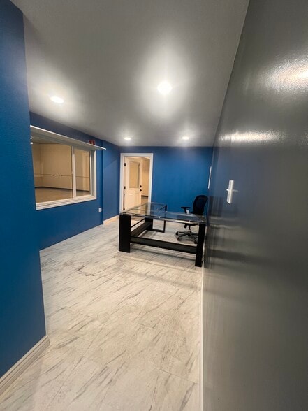 More Photos Of 1991 E William St, Carson City Warehouse For Lease