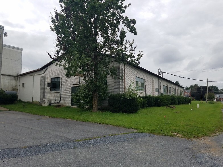 19 1st St, Virginville, PA 19564 Manufacturing For Sale