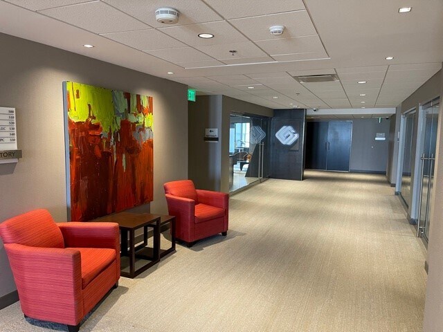 More Photos Of 220 Lyon St NW, Grand Rapids Office For Lease