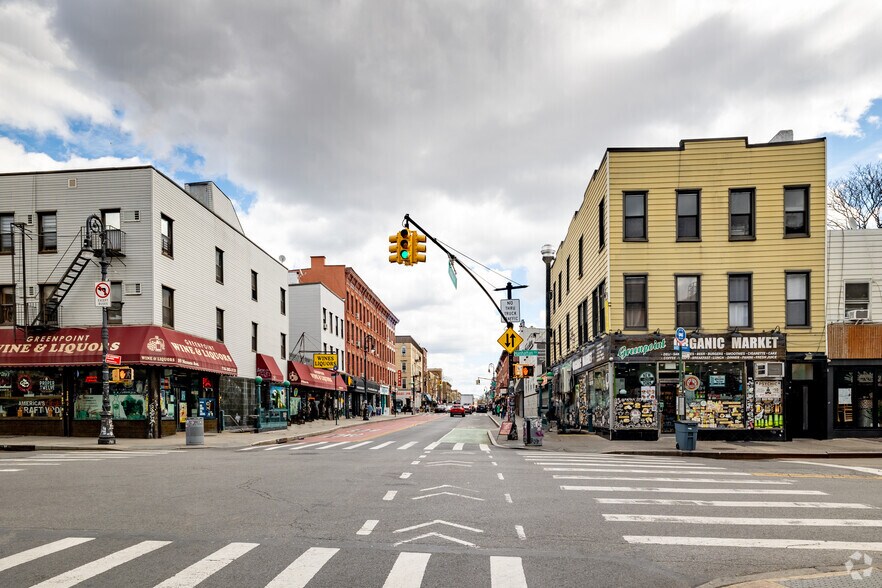 More Photos Of 626 Manhattan Ave, Brooklyn Storefront Retail Residential For Lease